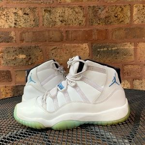Nike Air Jordan 11 Legend Blue